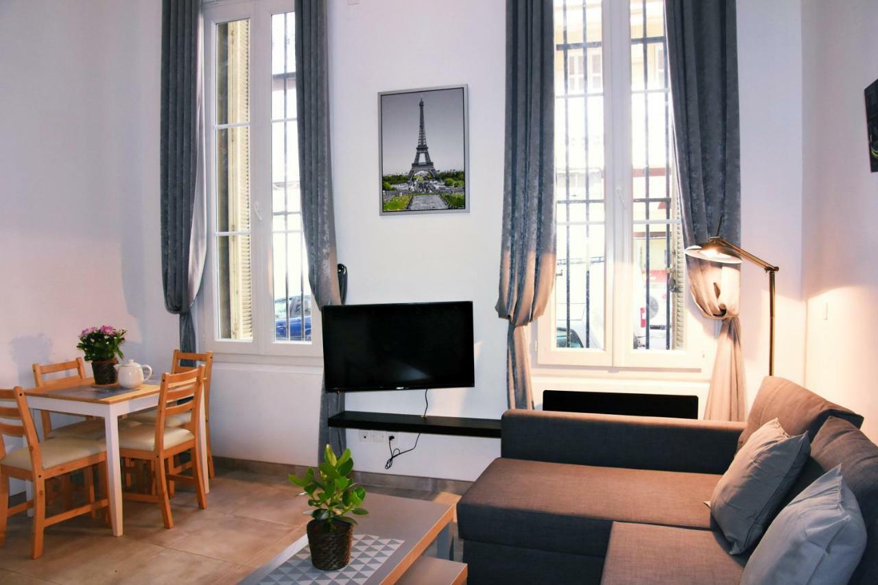 Duplex Saint Bazille Marselha Exterior foto